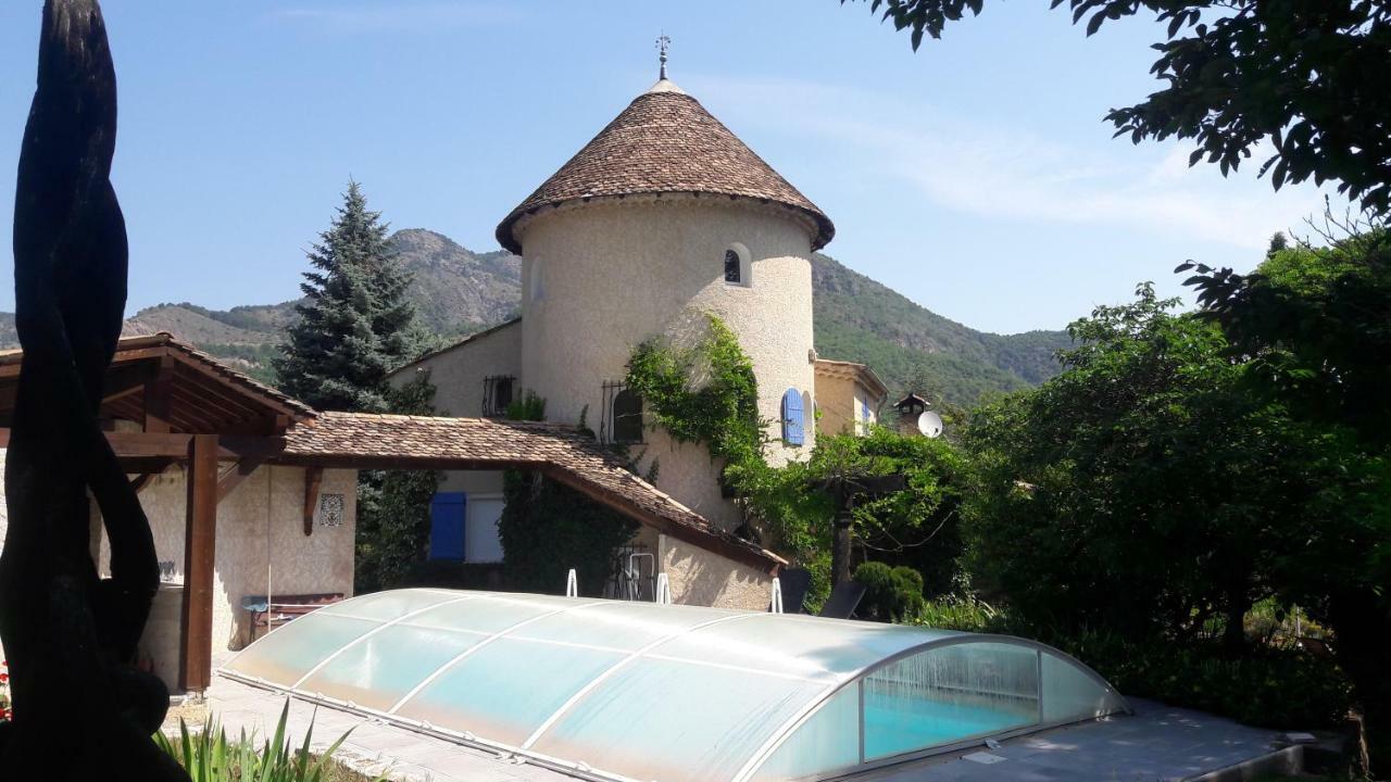 Chambre D'Hotes La Citadelle Lardier-et-Valenca Bagian luar foto